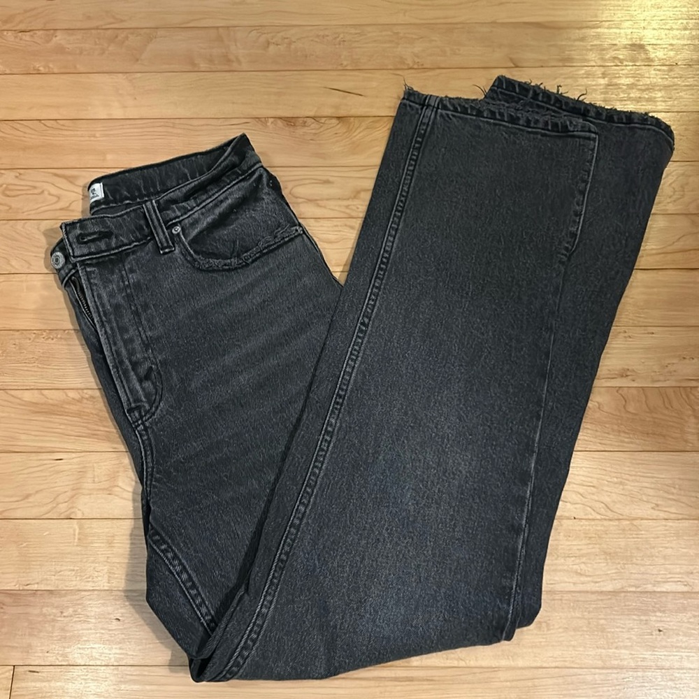 Abercrombie 90s Ultra High Rise Straight Jeans